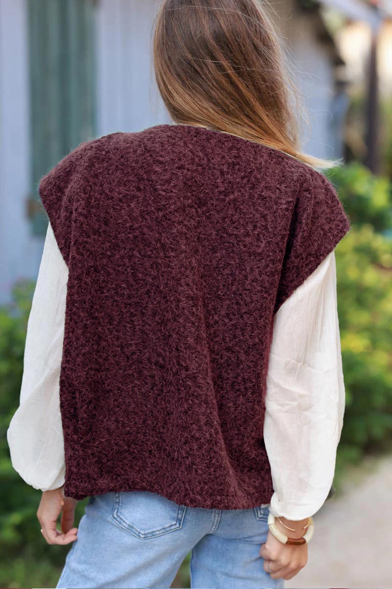 Veste sans manches aubergine en feutrine façon laine bouillie avec poches