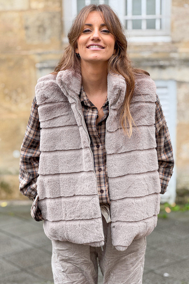 Camel Faux Fur Zip Front Vest