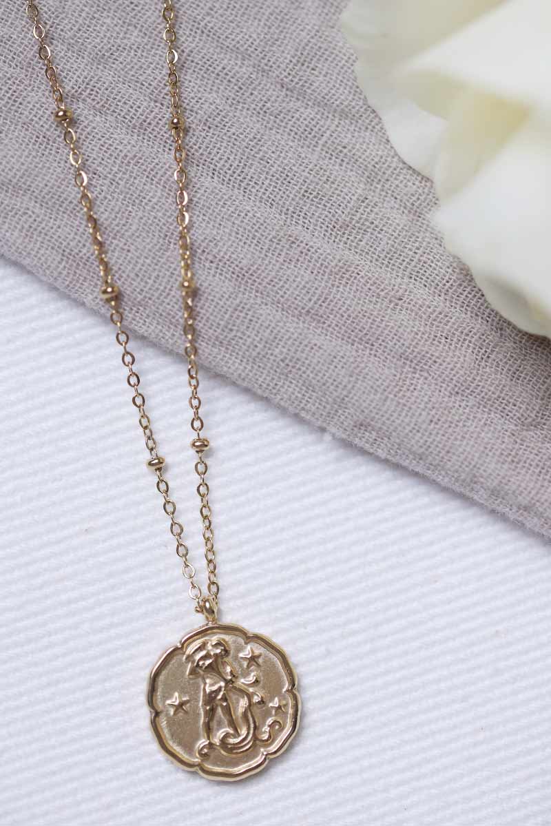 collier-dore-signe-astrologique-bijoux-zodiaque-verseau-femme-G009-04