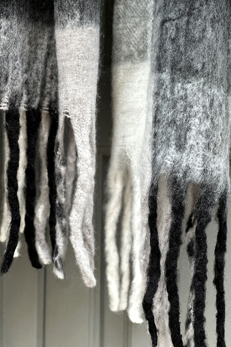 Gray Colorblock Fringe Scarf