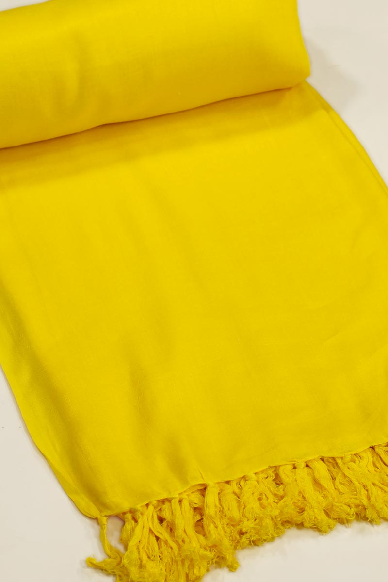 grand paréo coloré jaune citron uni serviette plage couleur pastel vacance 007