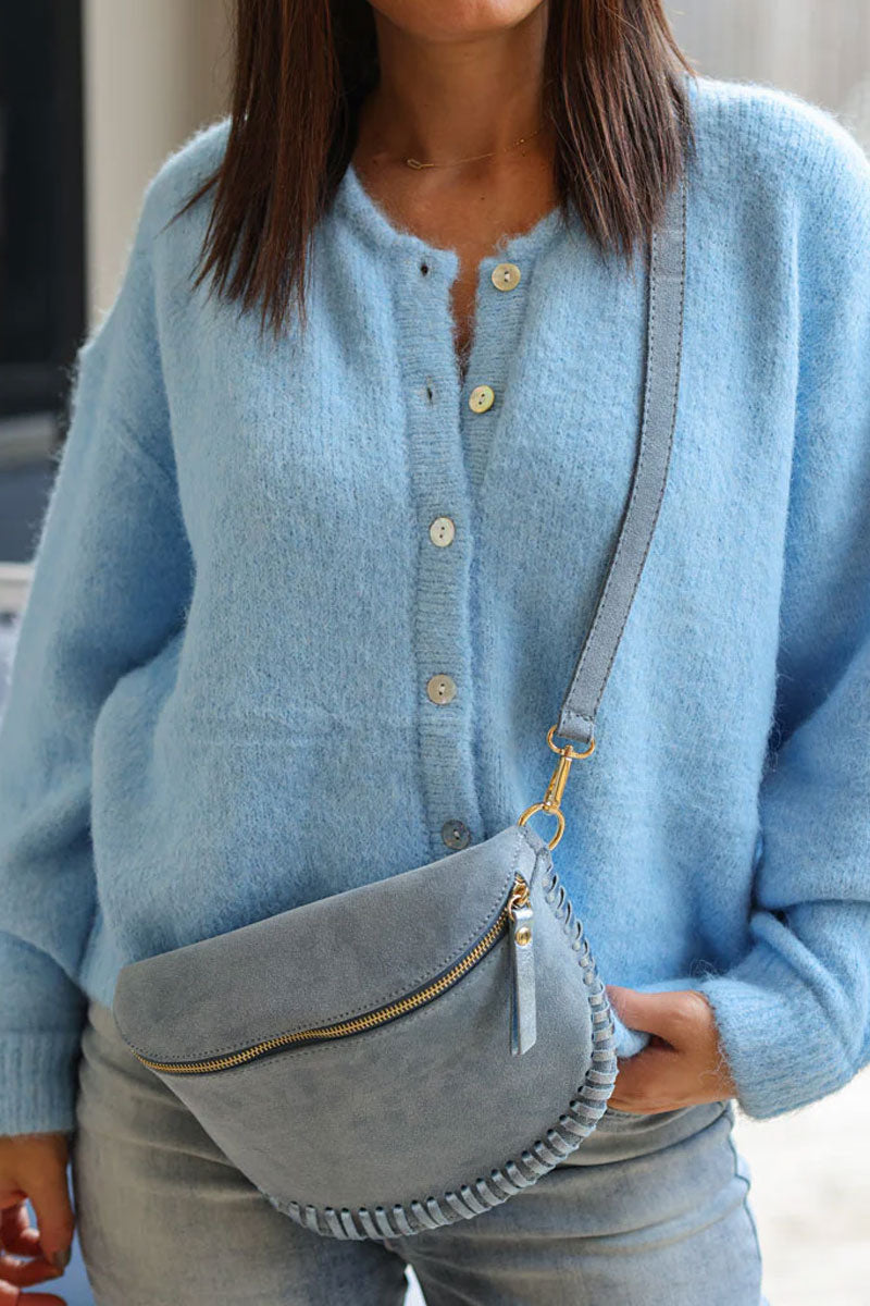 Banane bleue en cuir velours coutures tressées brillantes