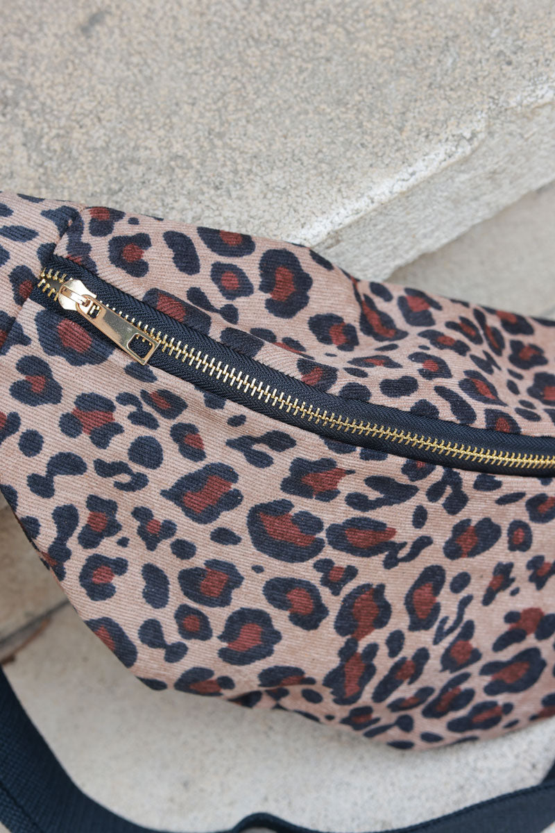 Leopard print fine velvet bum bag