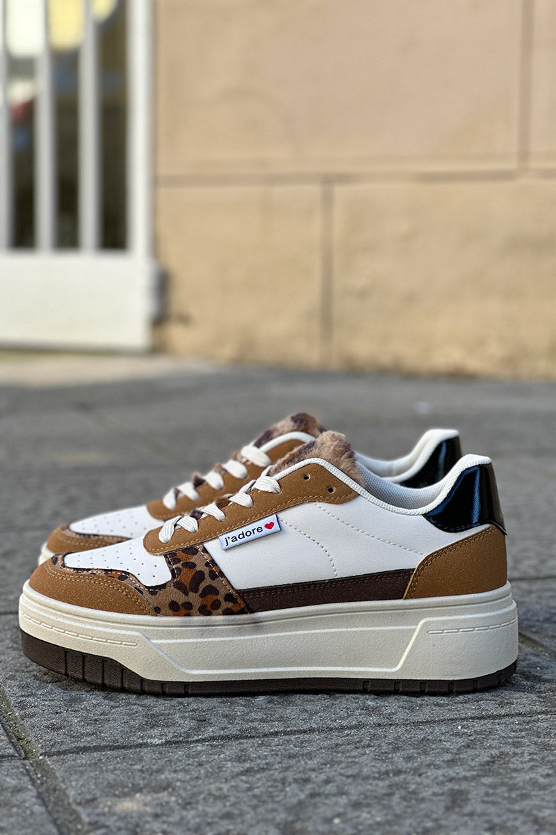 Baskets beige à plateforme compensée empiècements léopard et camel