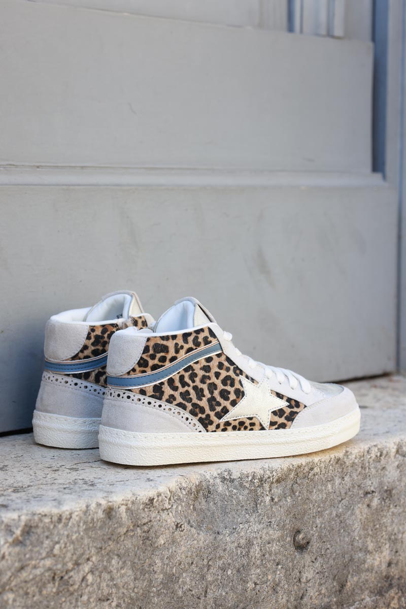 Zapatillas altas con cremallera gris plateado con estampado de estrellas y leopardo