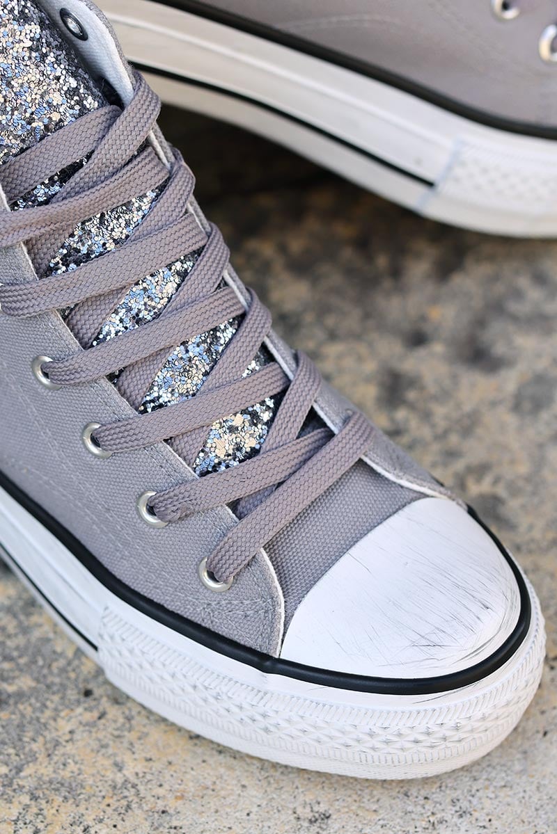 Gray hi trainers with glitter tongue