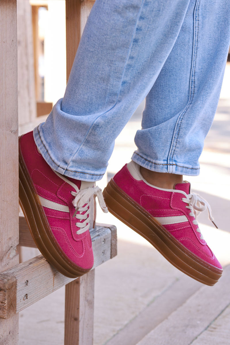 Baskets sneakers fuchsia à plateforme rayure beige