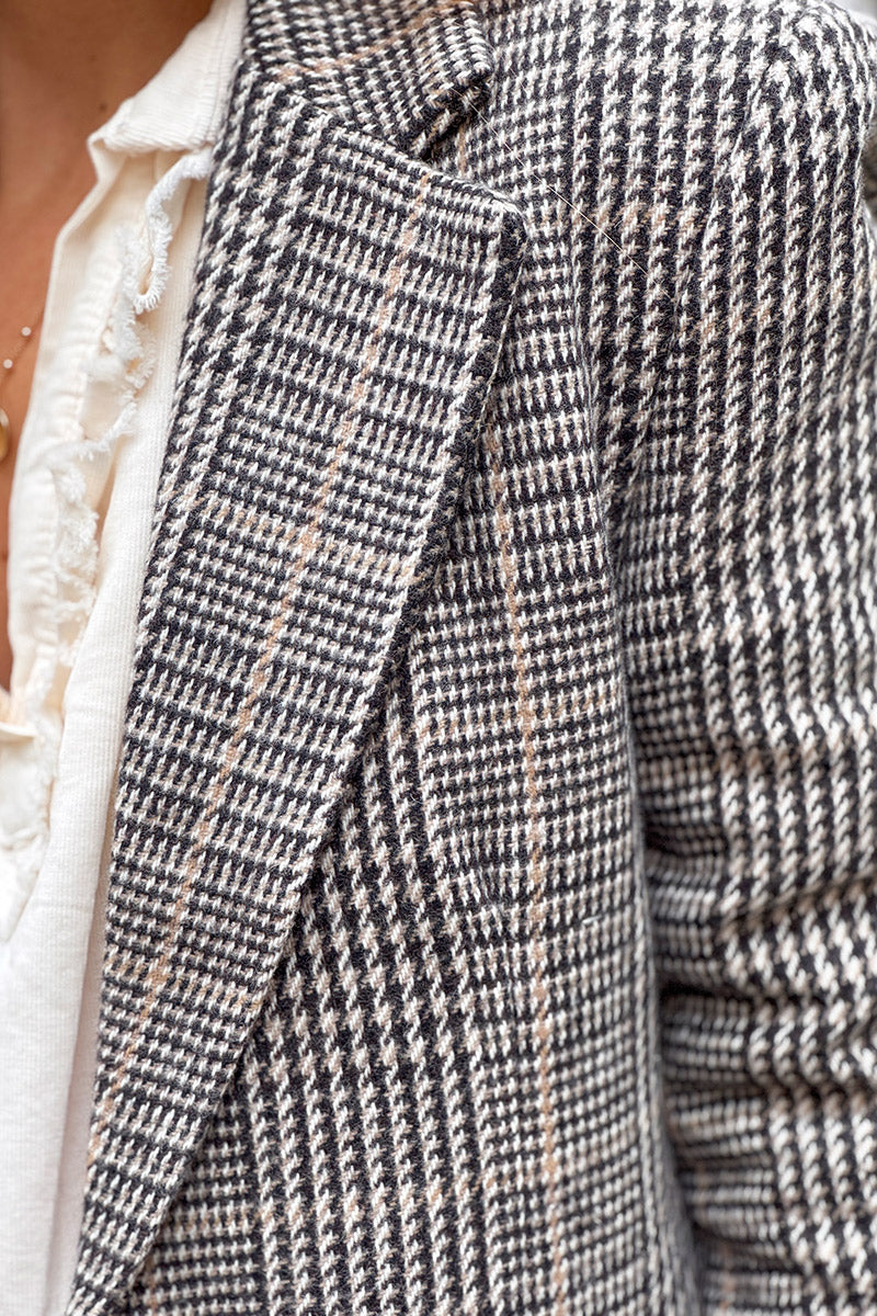 Black Tweed Cropped Blazer
