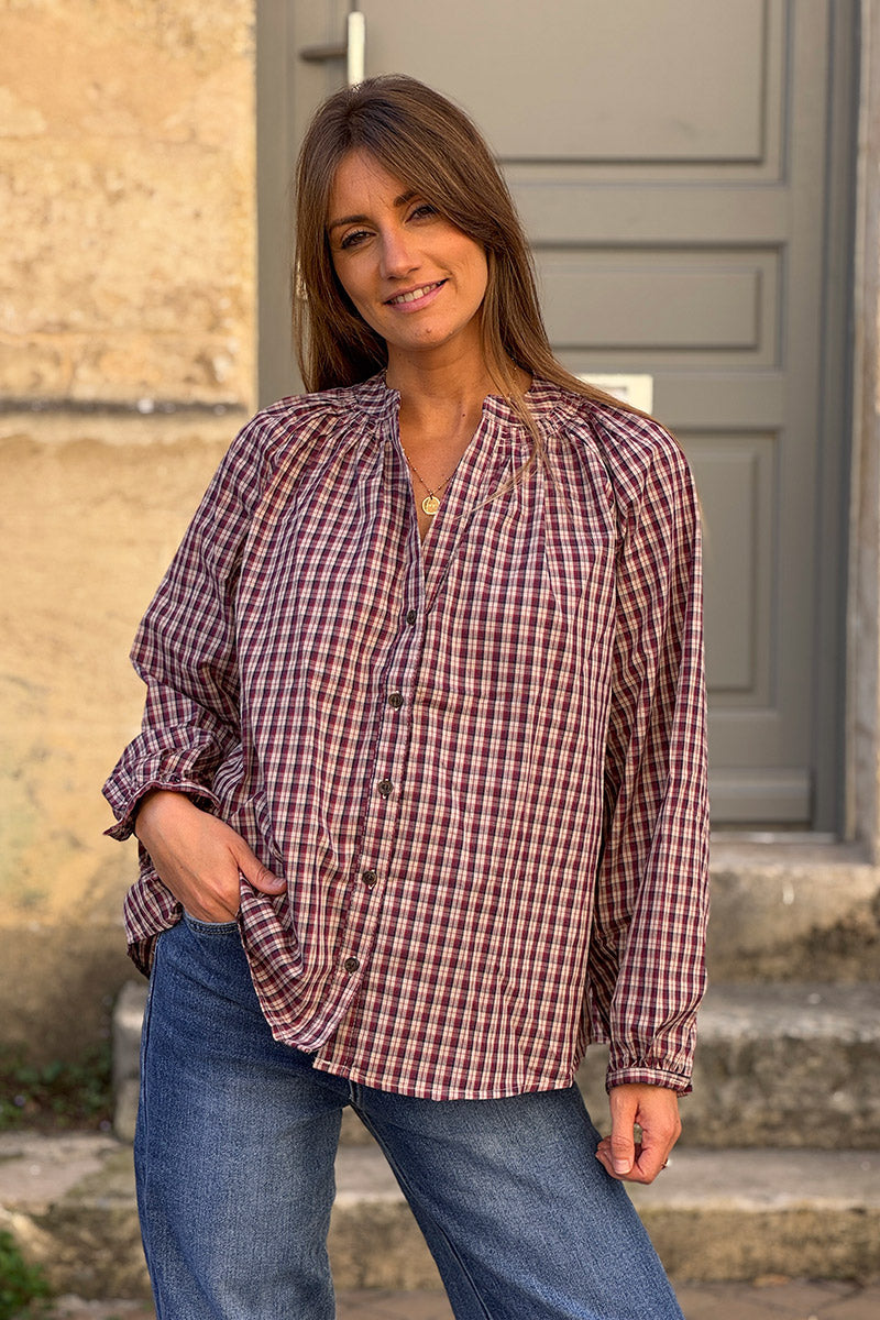 Blouse à carreaux aubergine en coton avec boutons