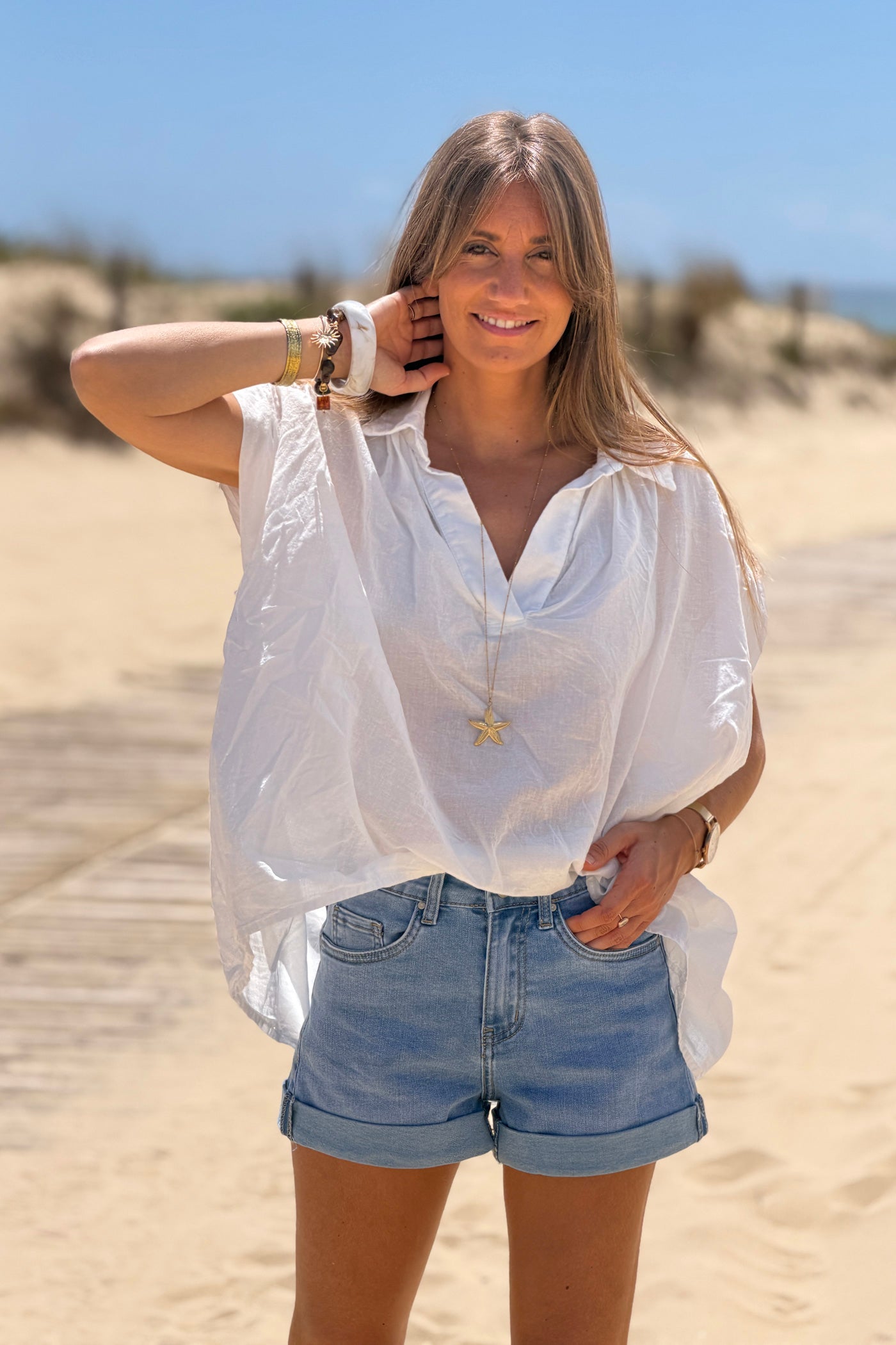 White Lightweight Woven Collared Blouse