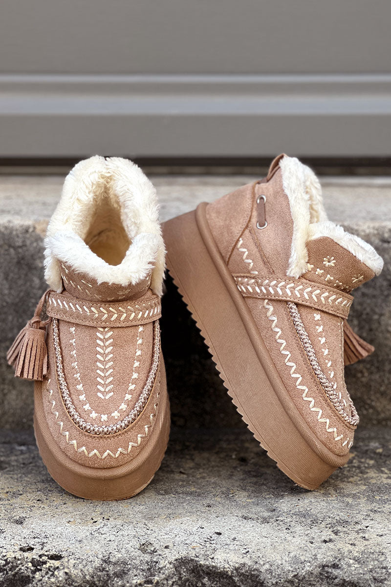 Beige Chunky Heel Embroidered Moccasins
