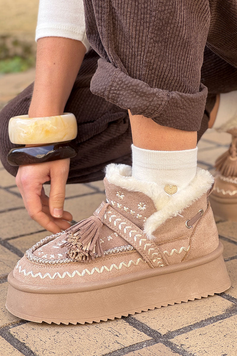 Beige Chunky Heel Embroidered Moccasins