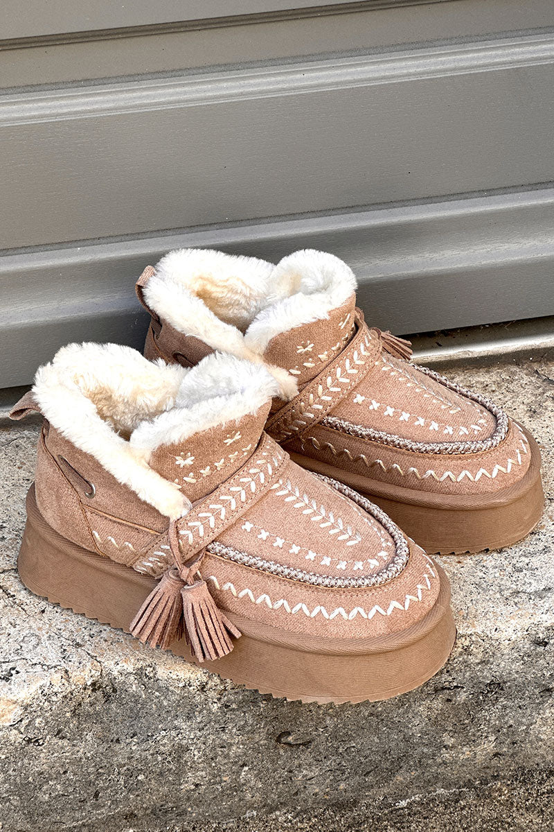 Beige Chunky Heel Embroidered Moccasins