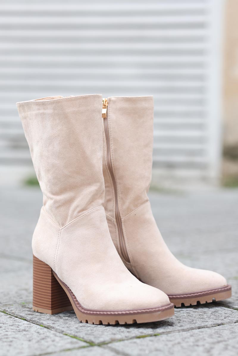 Beige suedette chunky high heel boots Horizons Lointains