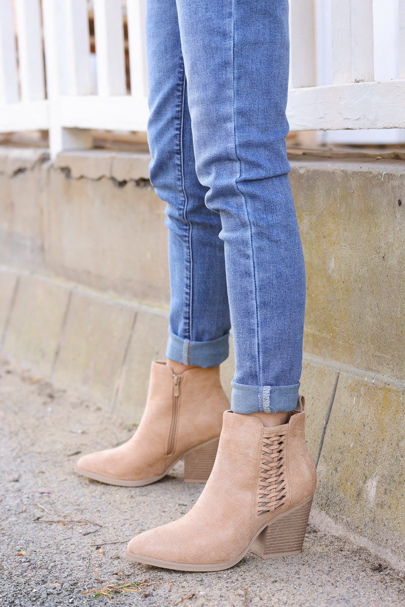 Light camel cowboy ankle boots with woven detail