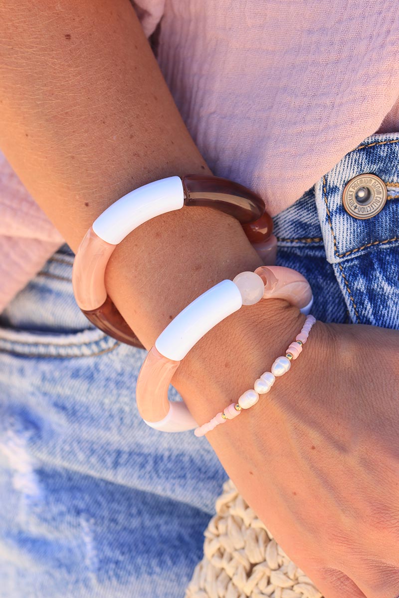 Bracelet elastique style jonc en acetate blanc et rose et pierre de lune semi precieuse