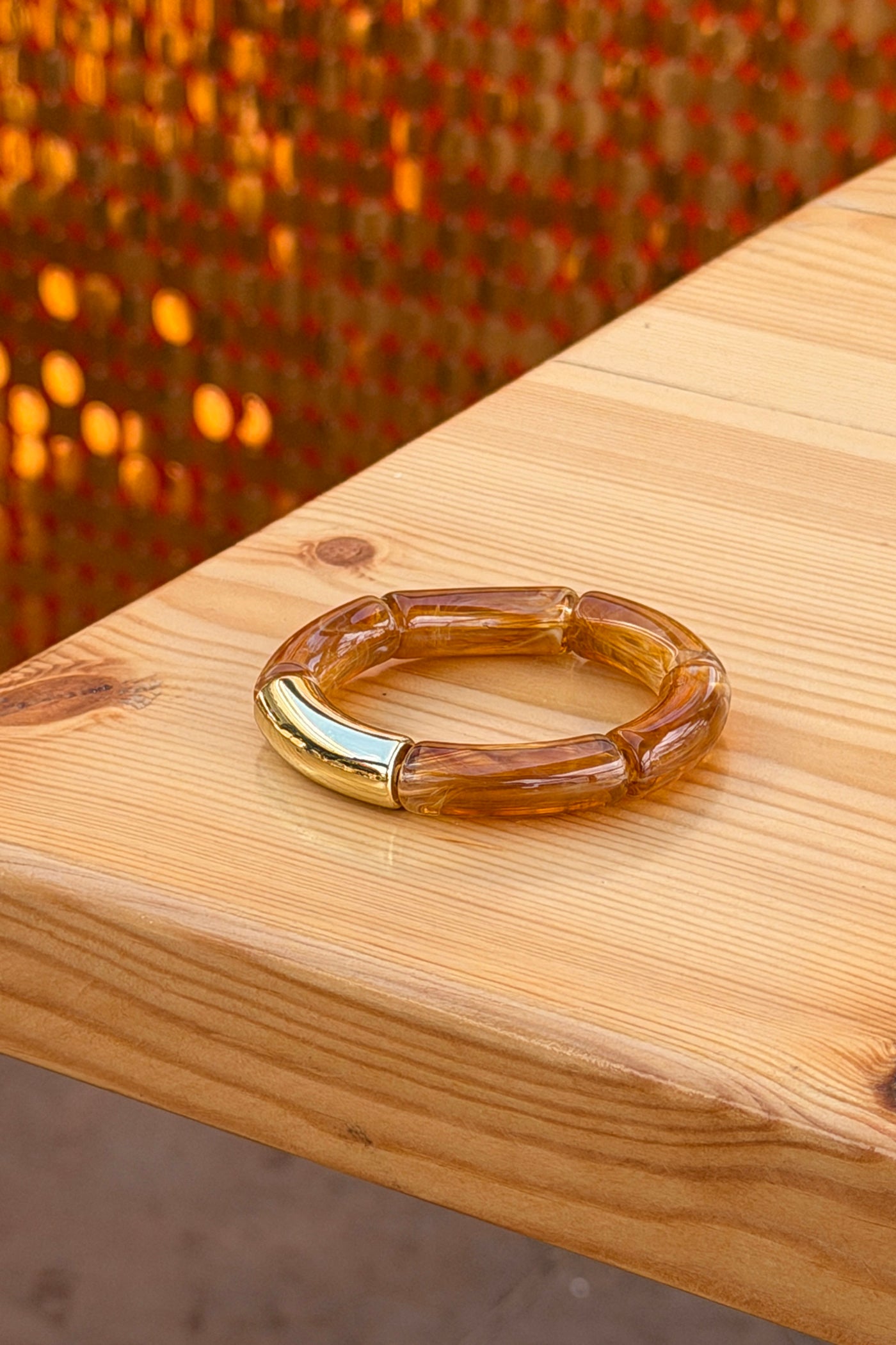 Bracelet élastique style jonc en perles acetate marron écaille et dorée