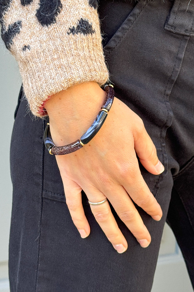 Bracelet élastique style jonc en perles fines acétate marbrées noir et paillettes
