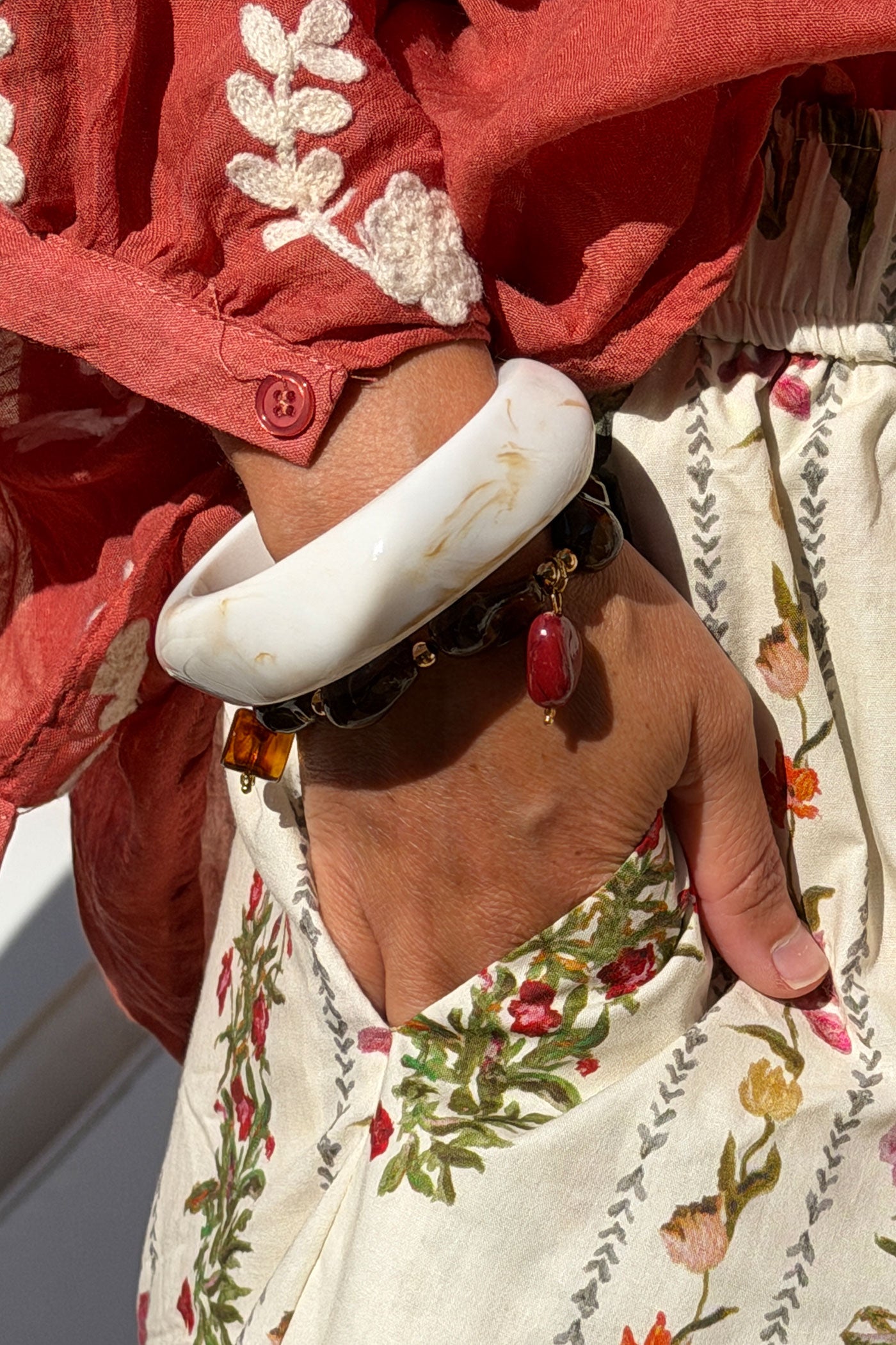 White Marble Geo Chunky Lucite Bangle