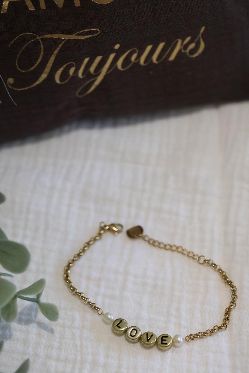 Bracelet petite maille dorée perles inscription LOVE bijoux femme G126
