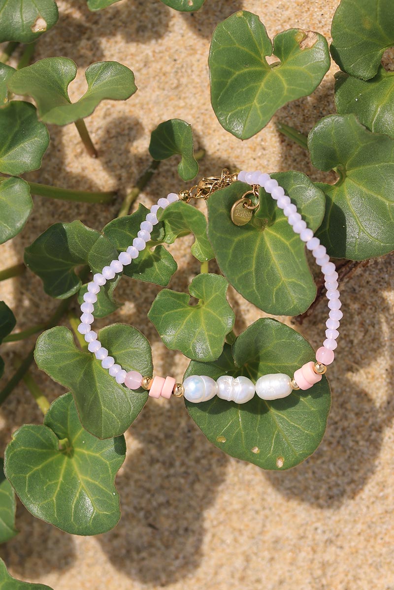 Pink and white mother of pearl bracelet