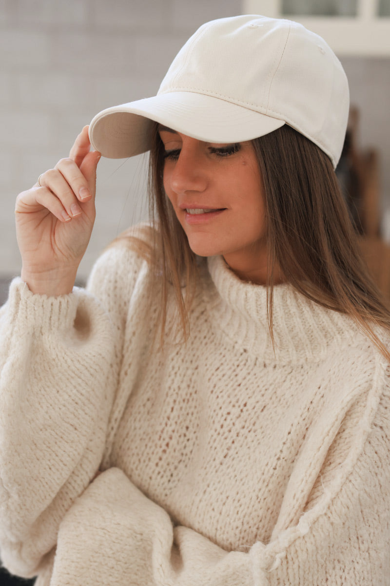 Gorra ajustable de mujer color beige