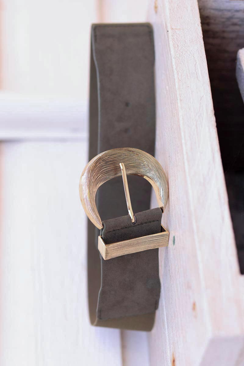 Ceinture élastique et suédine kaki boucle dorée relief