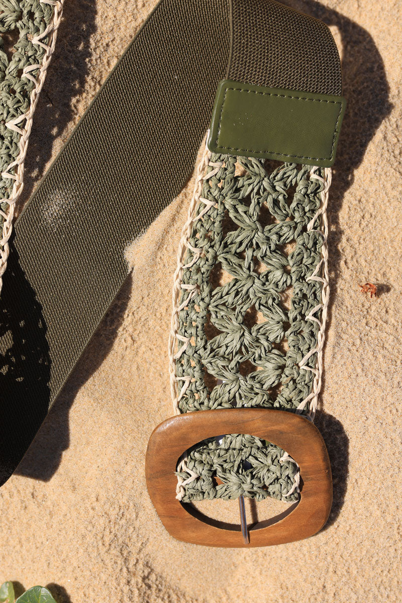 Khaki woven raffia style elasticated belt with wooden buckle