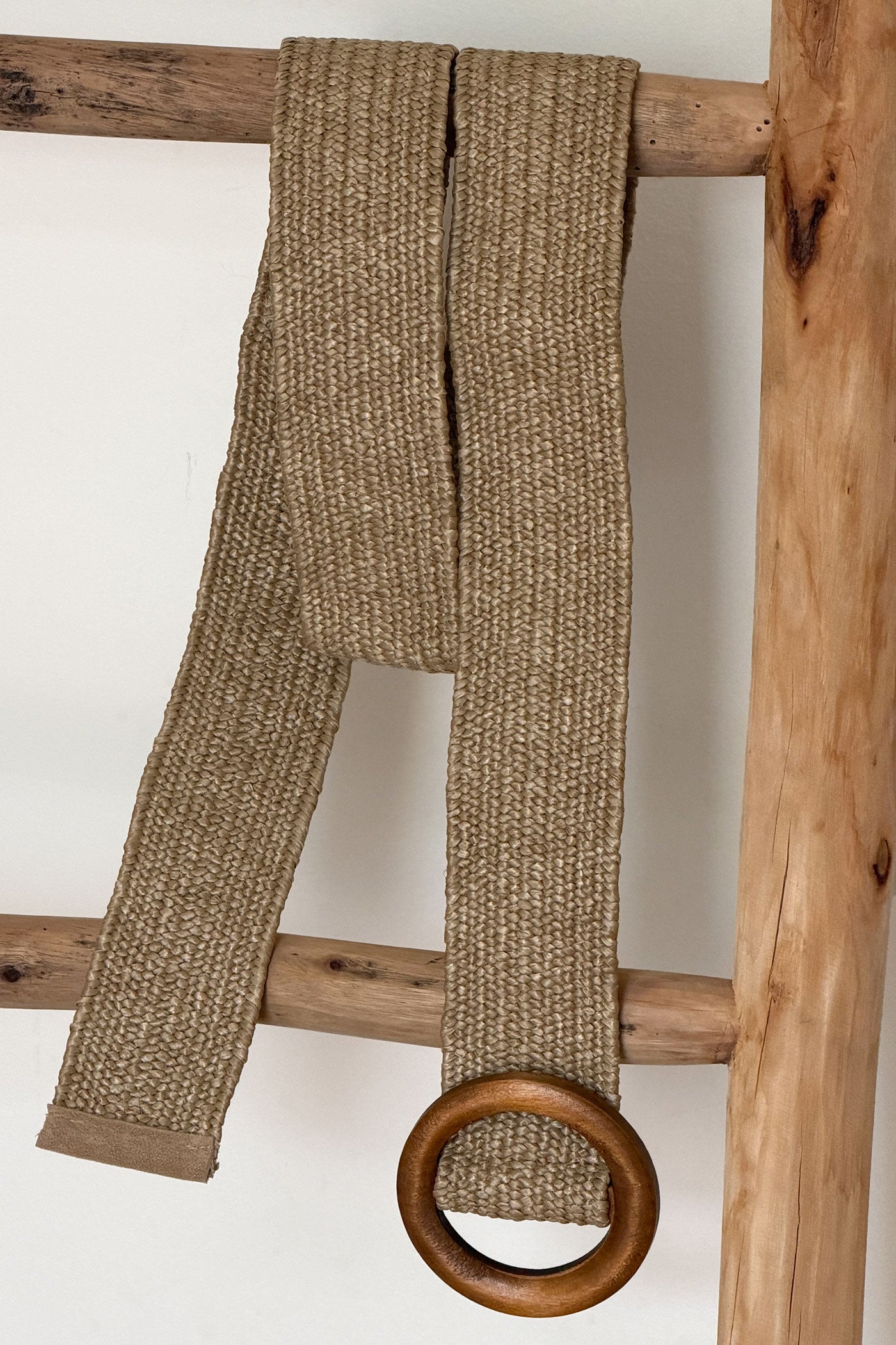 Ceinture élastique large style raphia boucle ronde en bois