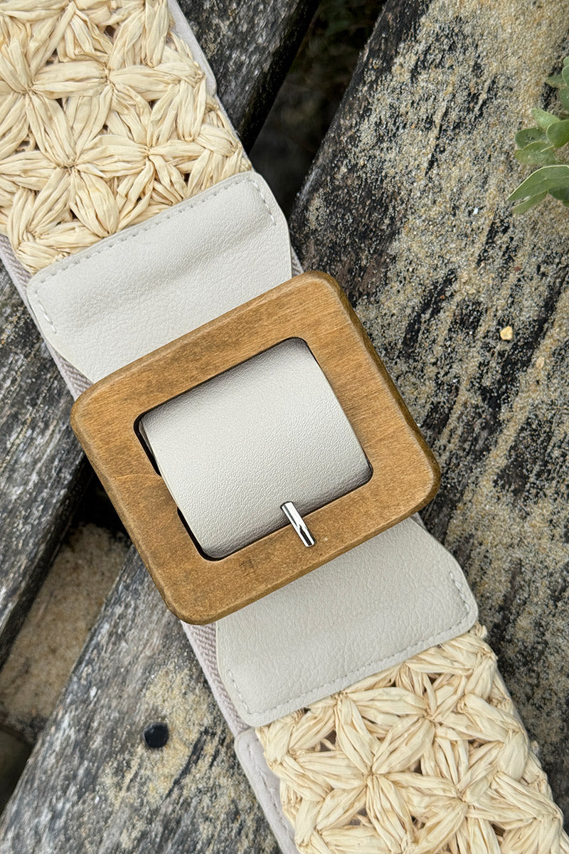 Ceinture élastique style raphia tressé écru boucle bois carrée