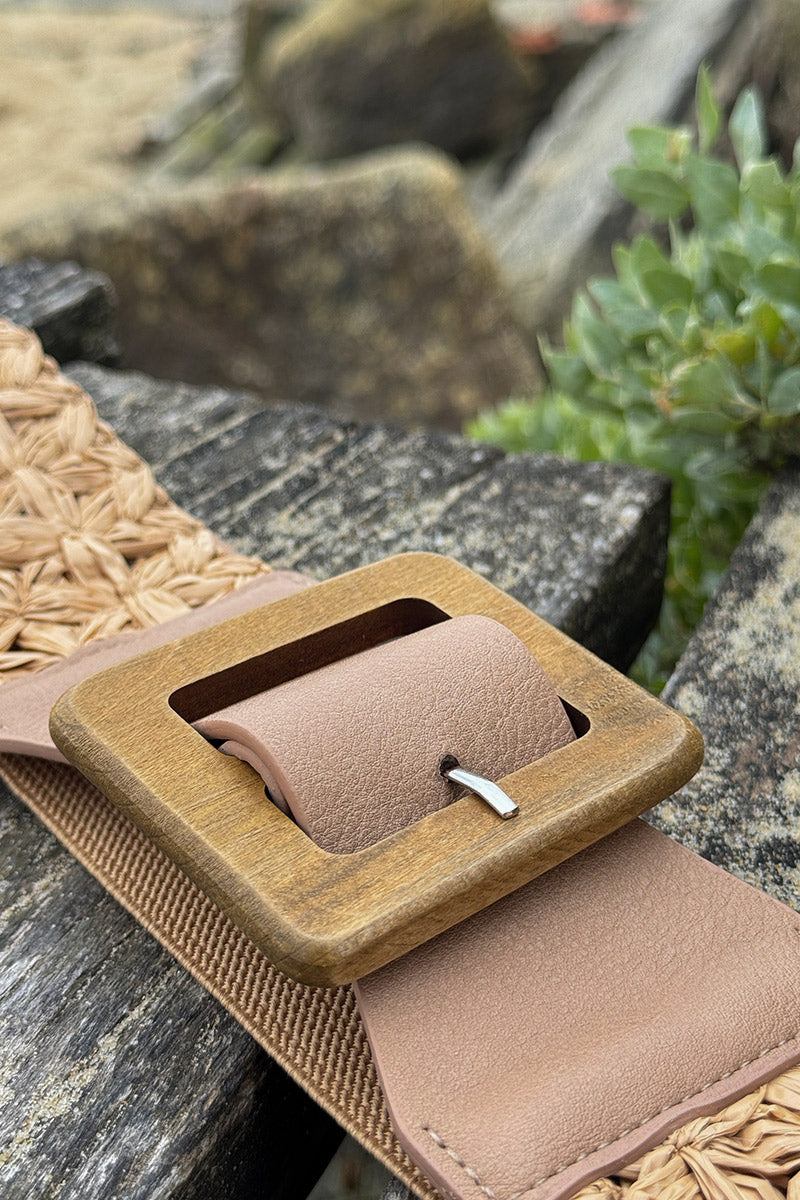 Ceinture élastique style raphia tressé taupe boucle bois carrée