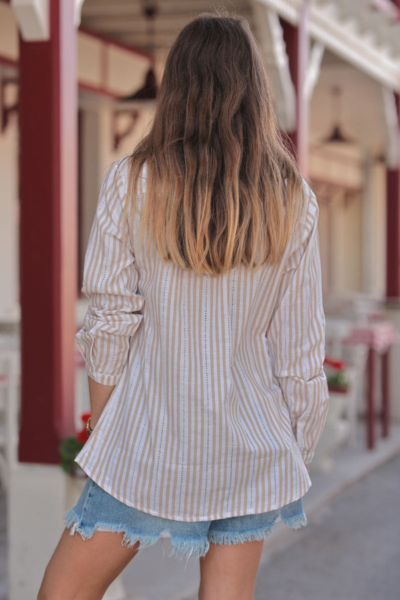 Chemise blanche à rayures beige détails ajourés
