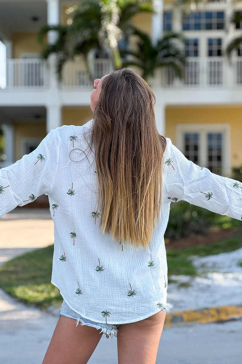 Chemise blanche en gaze de coton broderie palmiers