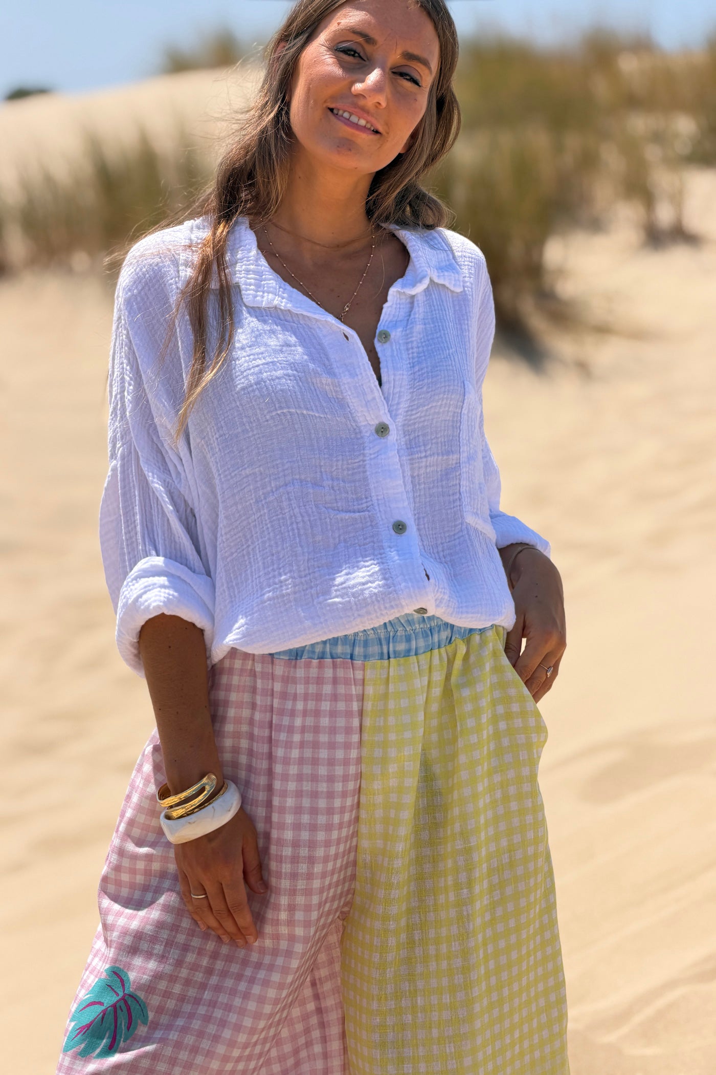 Chemise blanche en gaze de coton large avec poche
