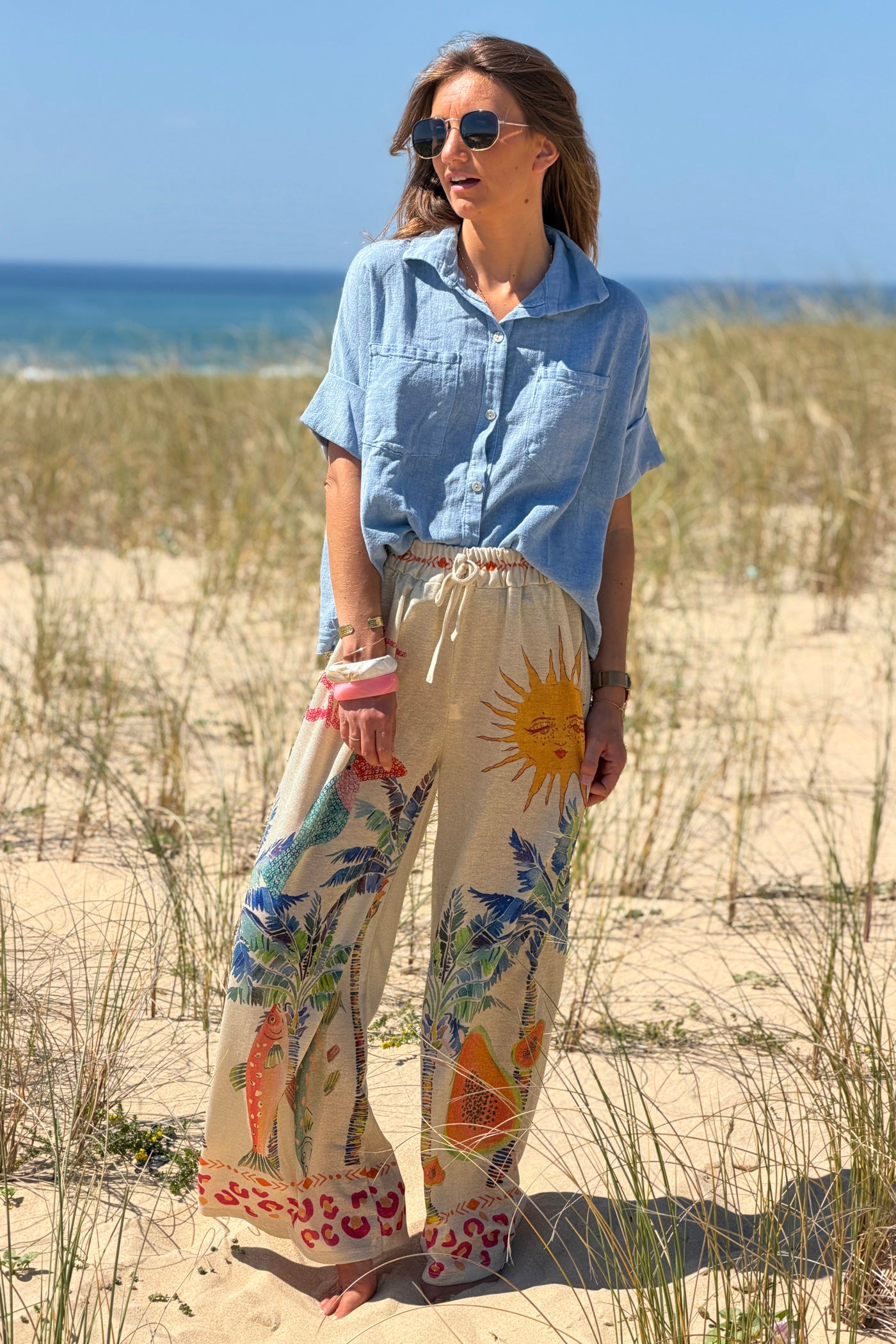 Chemise bleu jean délavé souple en coton manches 3/4 et grandes poches