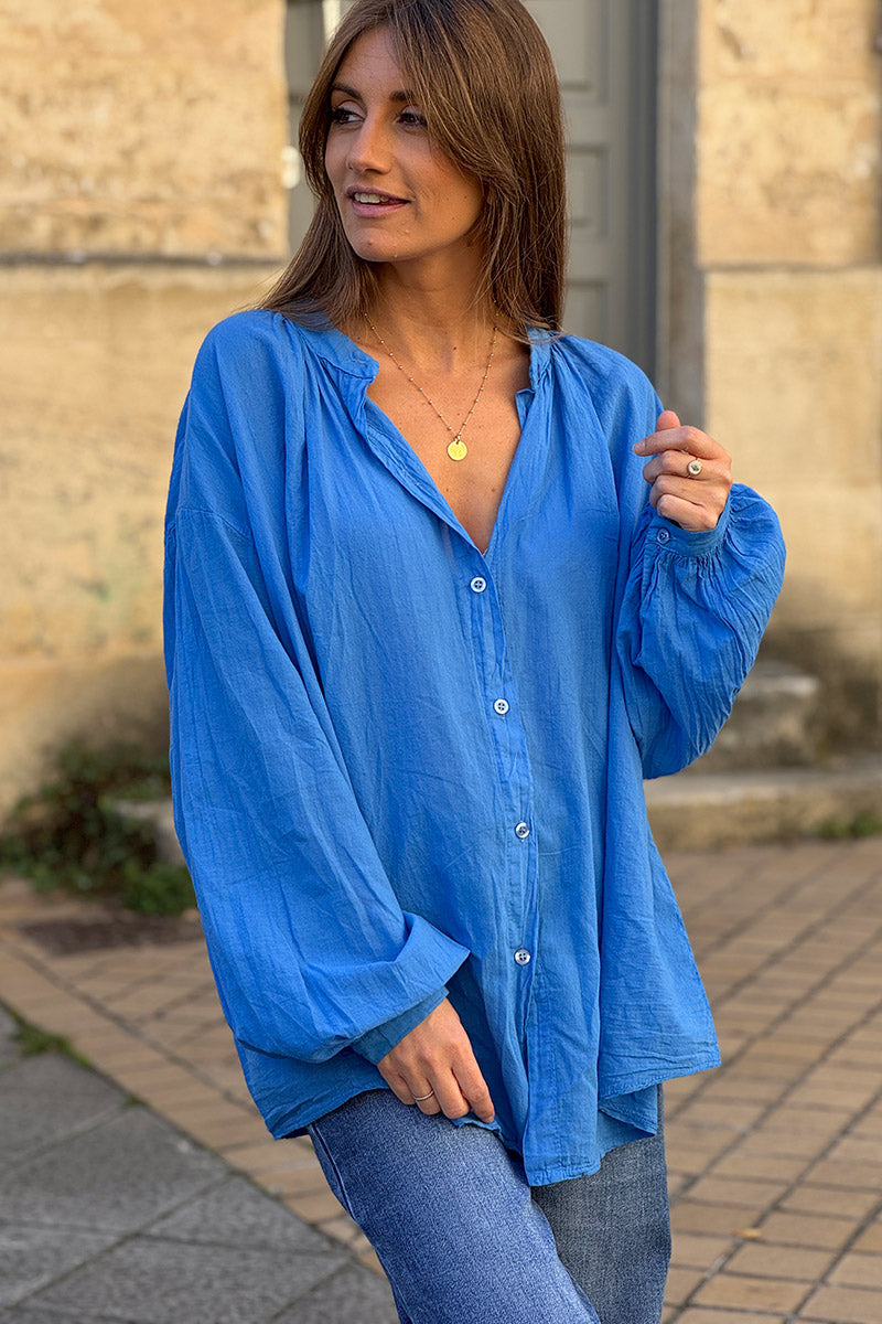 Chemise coton bleu roi coupe large et loose