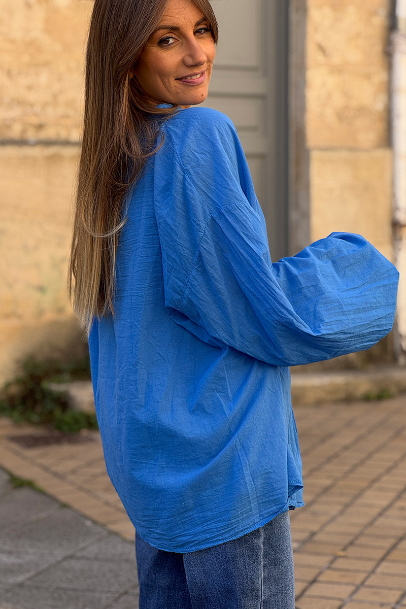 Chemise coton bleu roi coupe large et loose