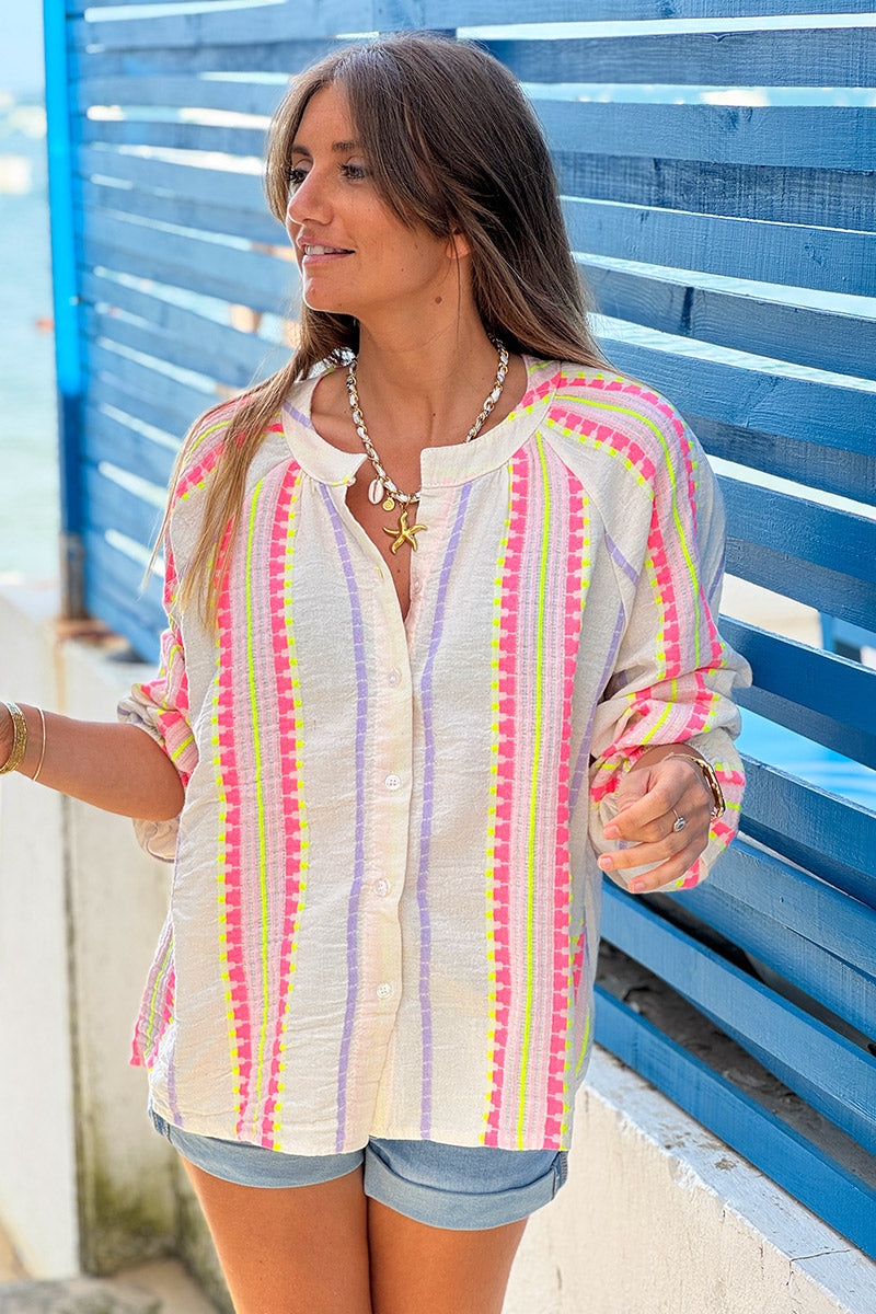 Chemise en coton broderie ethnique fluo effet piqué