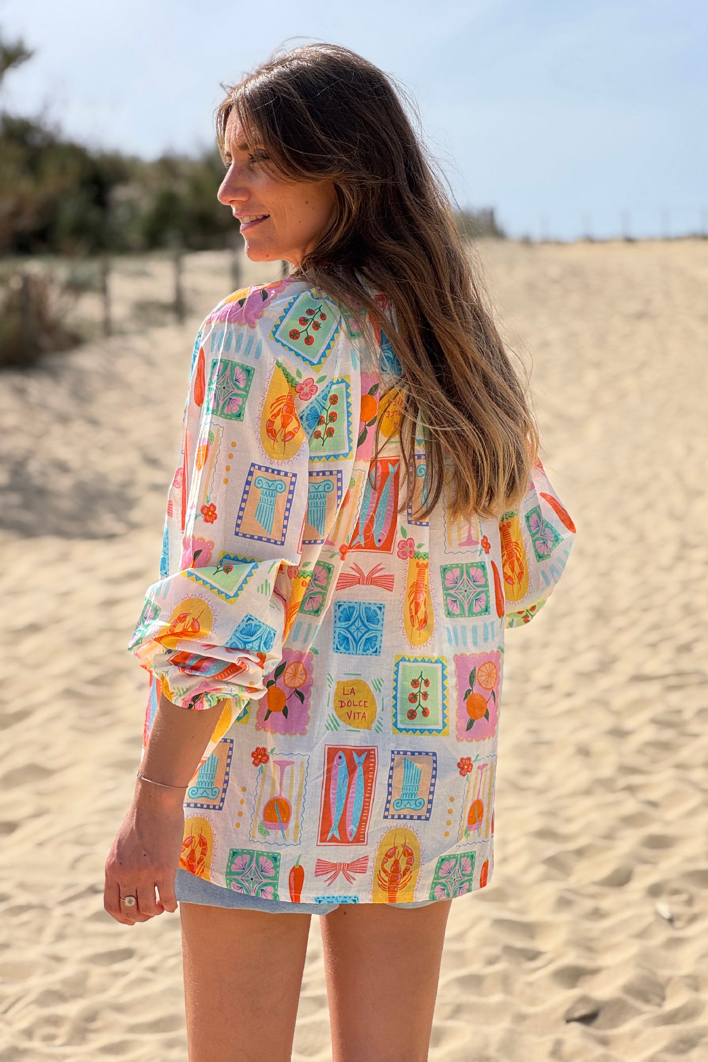 Chemise en coton imprimé petits dessins Italie Dolce Vita colorés