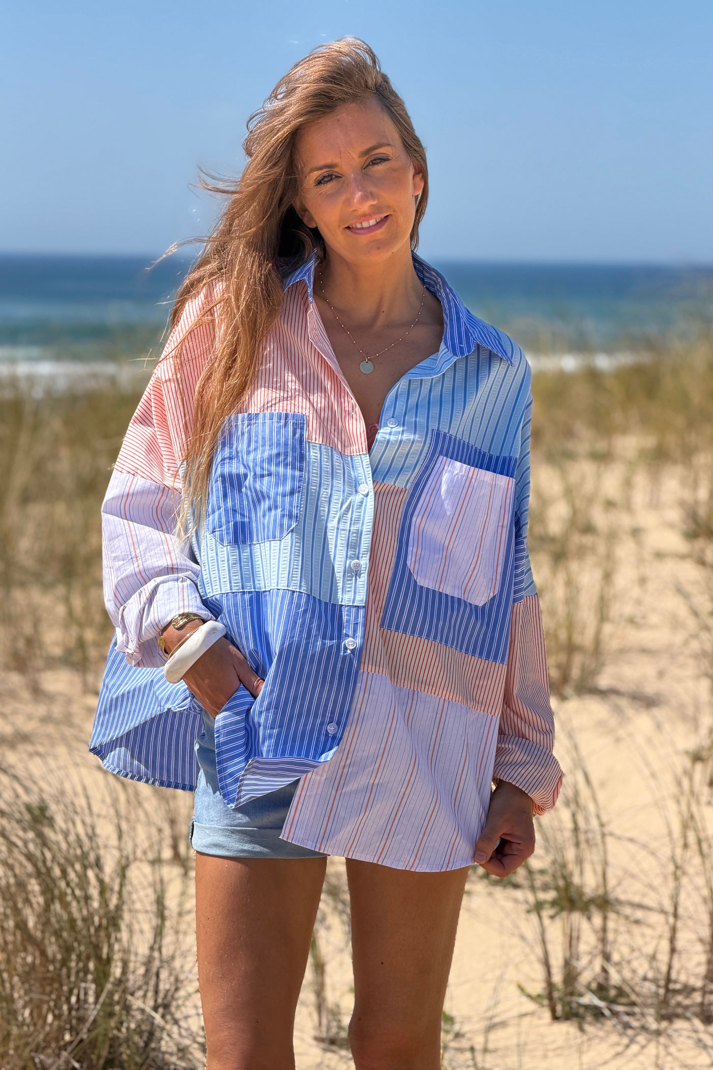 Chemise en coton imprimé rayures diverses bleues et orange