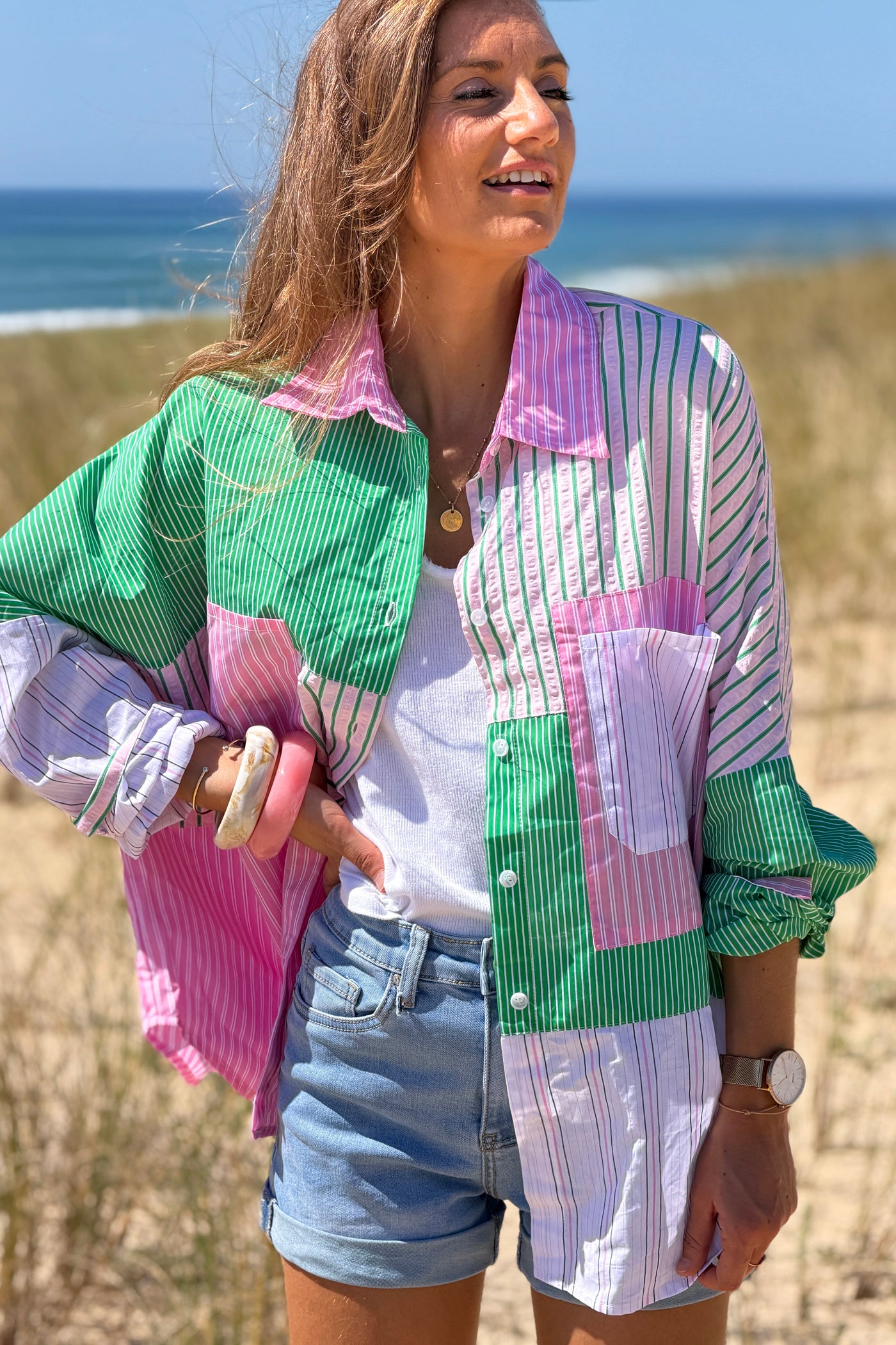 Chemise en coton imprimé rayures diverses roses et vertes