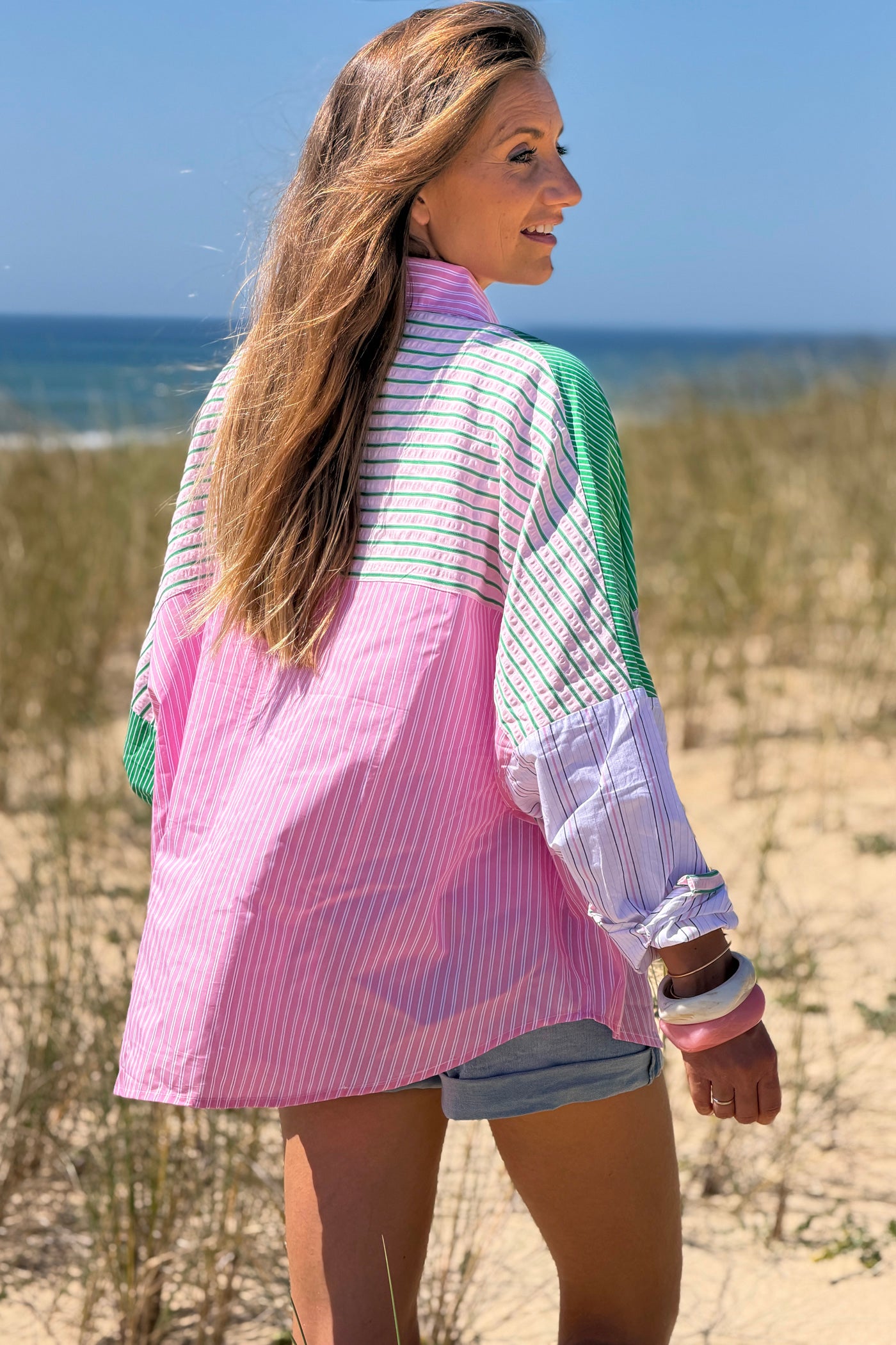 Chemise en coton imprimé rayures diverses roses et vertes