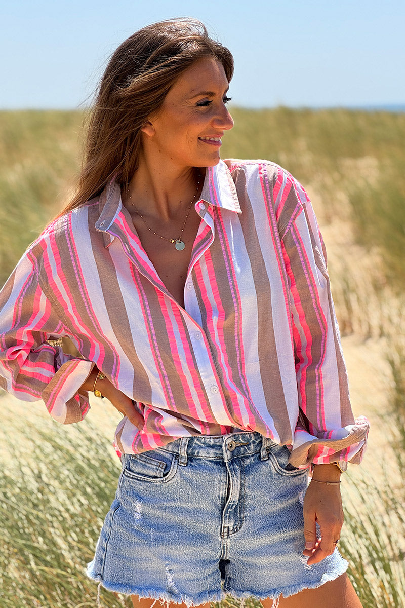 Chemise en coton rayures taupe et rose fluo
