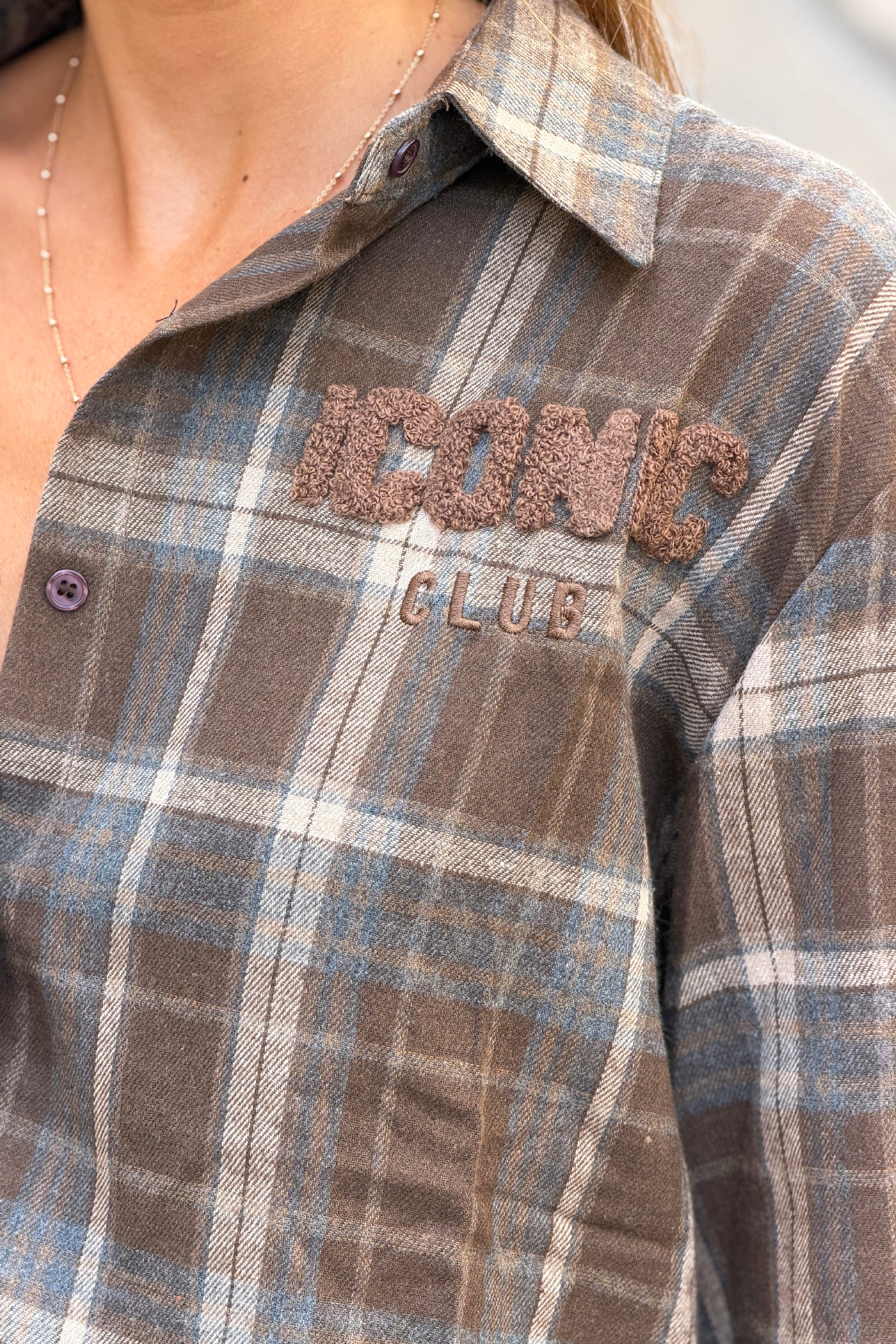Chemise en flannelle à carreaux marron broderie iconic club
