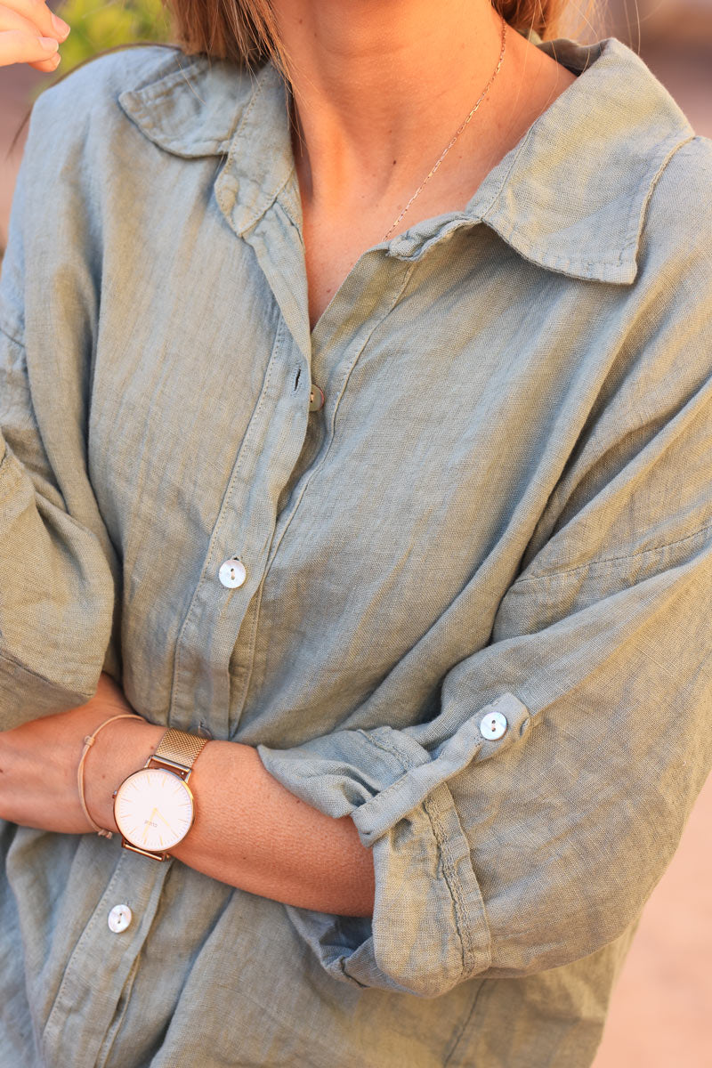 Camisa de lino caqui suave con botones nacarados