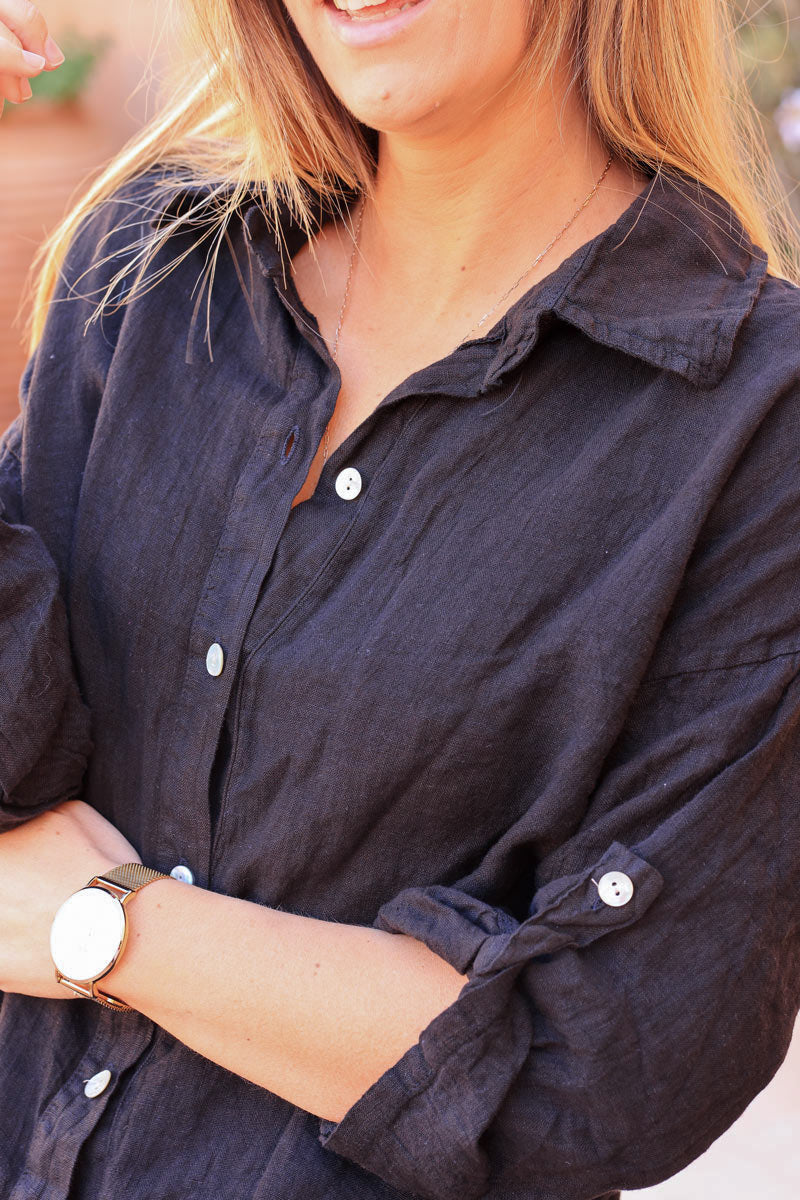 Camisa de lino negra suave con botones de perlas