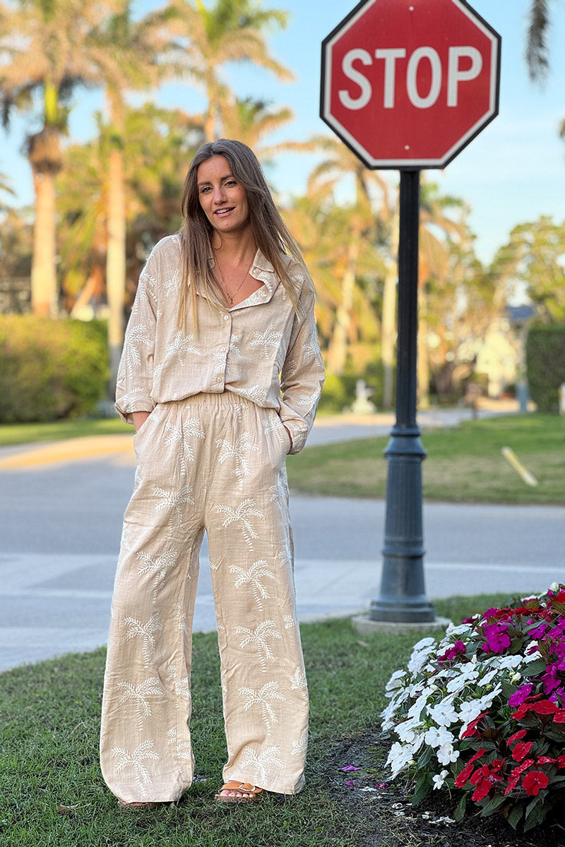 Chemise fluide taupe en lin mélangé broderie palmiers beige