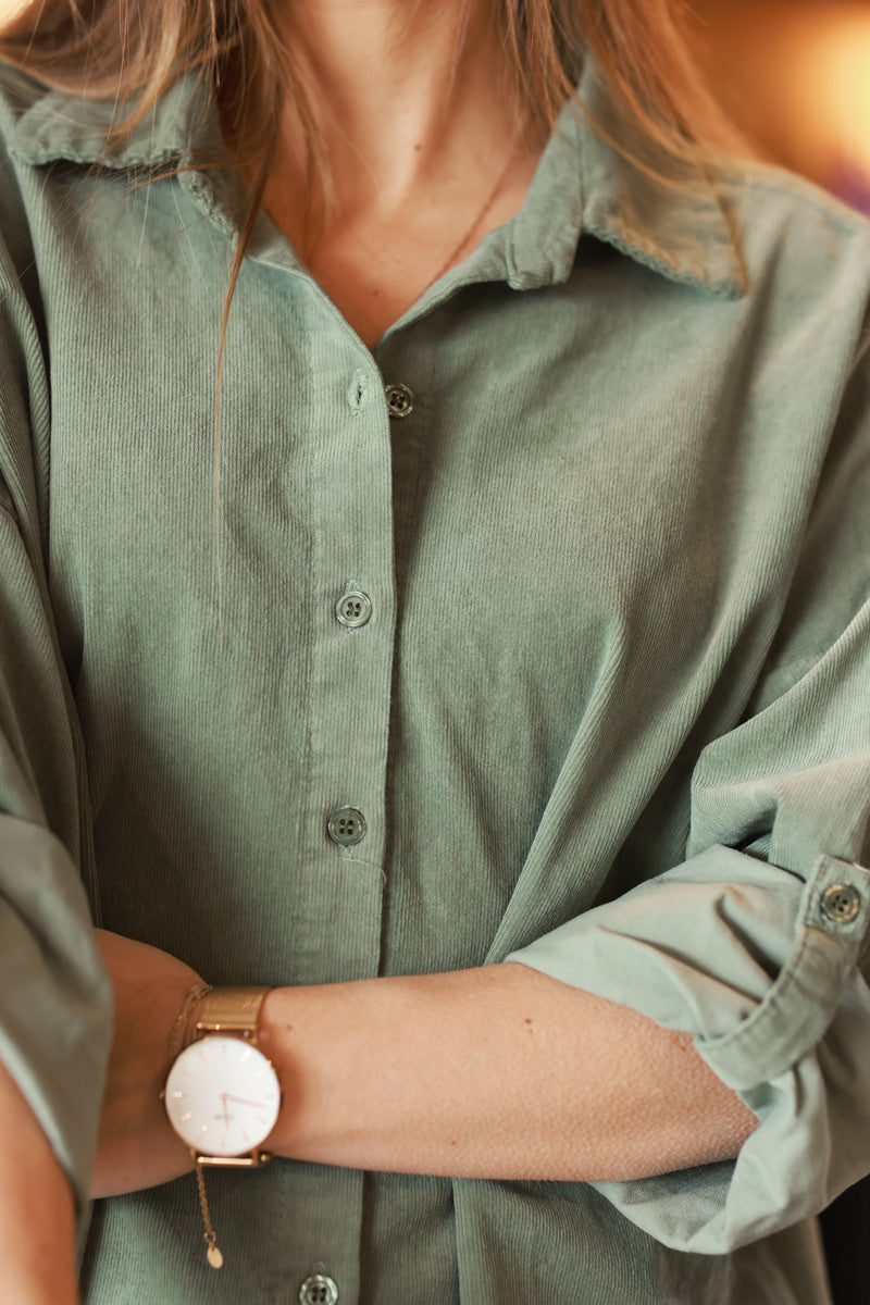 Chemise bleu jean en lin boutons nacres