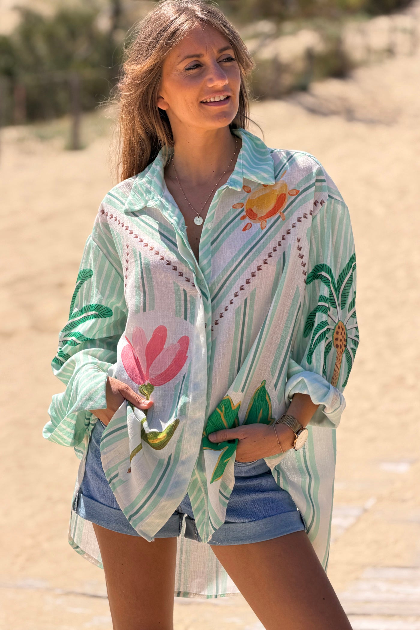 Chemise large imprimé rayures vert d'eau soleil fleurs et palmiers