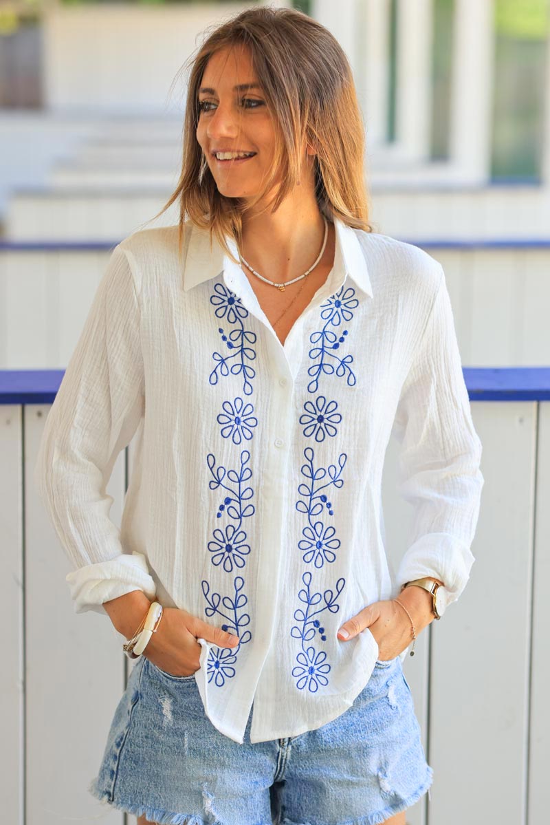 Off white crinkle cotton gauze shirt with blue flower embroidery